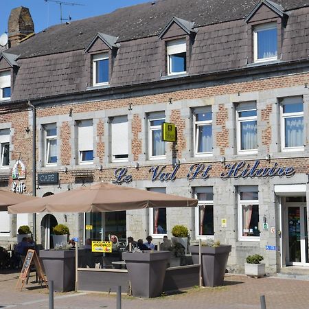 Hotel Val Saint Hilaire Givet Exterior photo